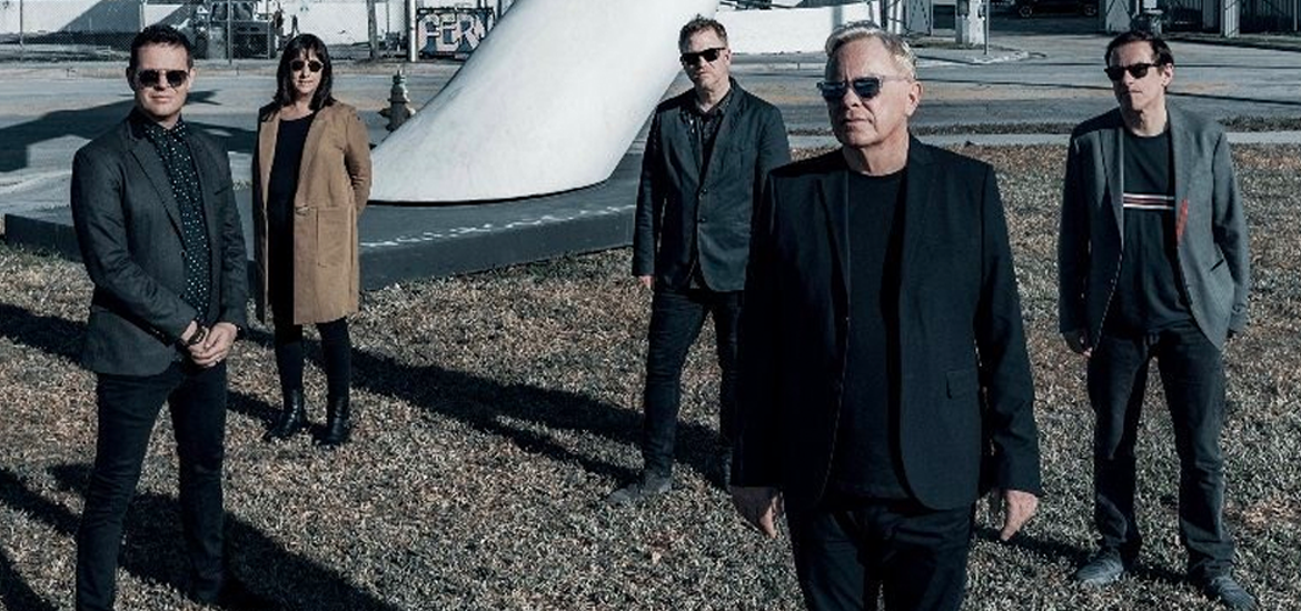 New Order pospone gira 2020