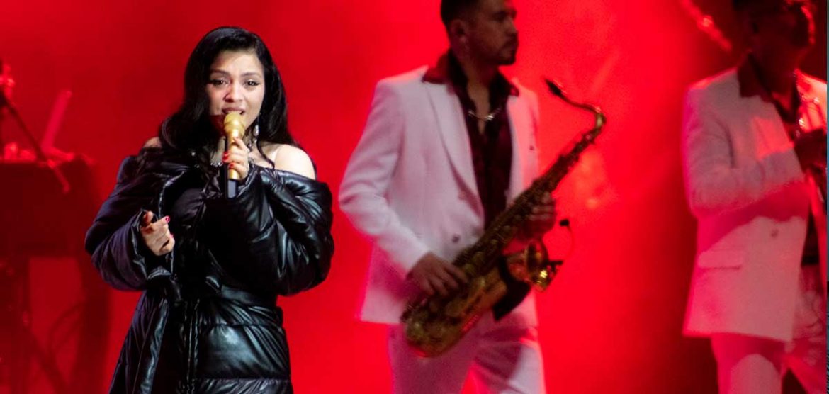 Reseña del concierto de Mon Laferte en Querétaro